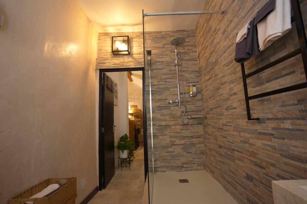 Les Secrets D'Alcove, Nuits Romantiques Avec Spa Aix-en-Provence Ngoại thất bức ảnh